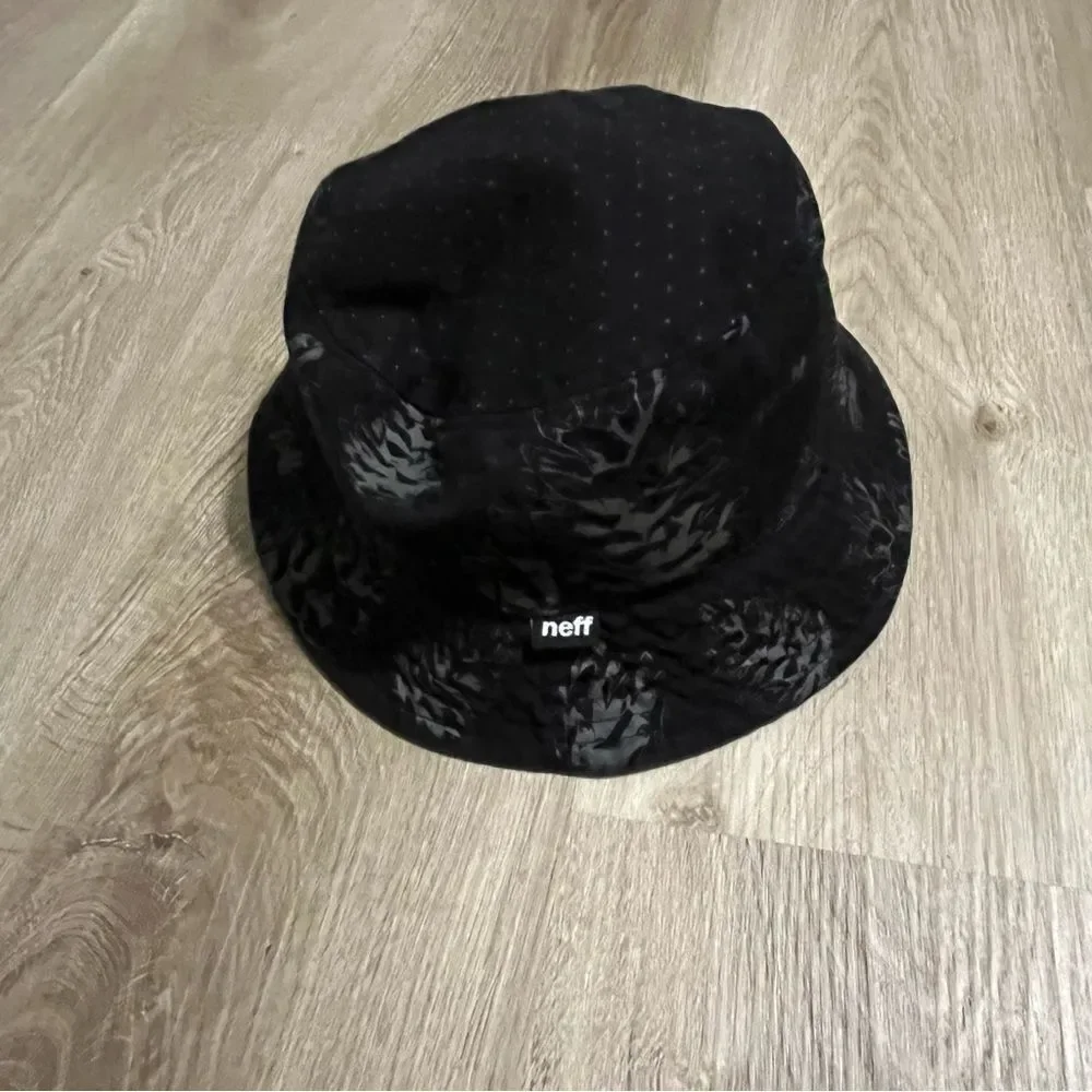 Neff Black Printed Bucket Hat